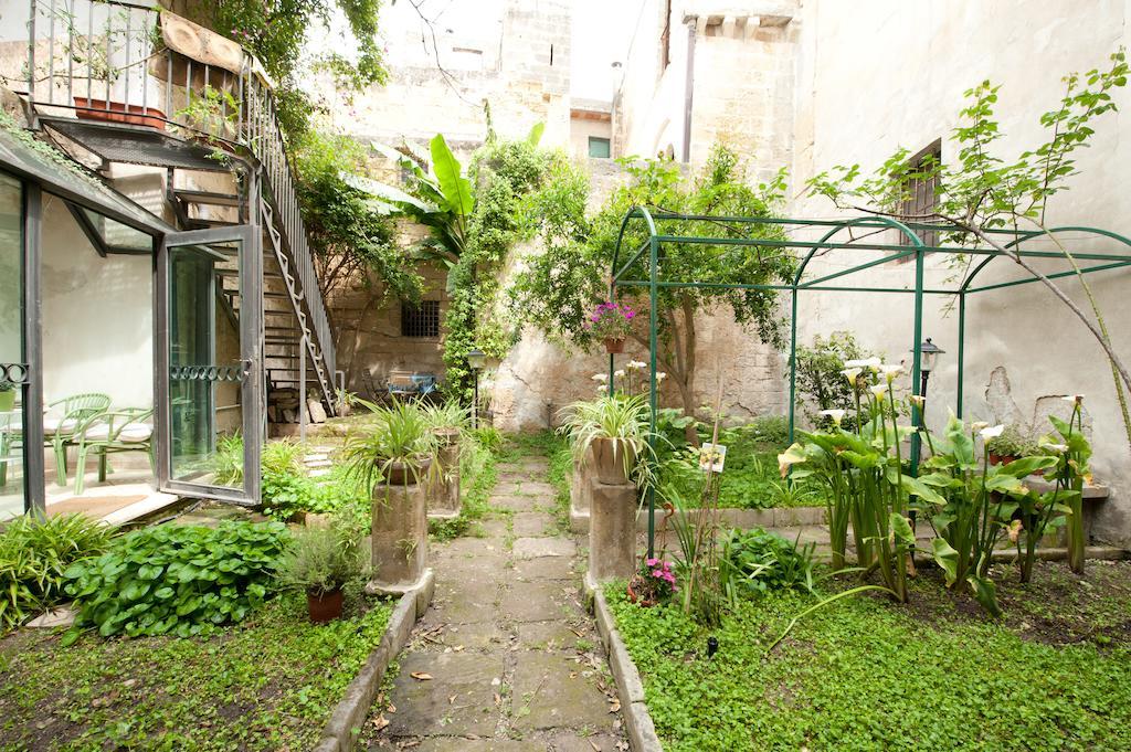 Casa D'artista & Garden Bed & Breakfast *